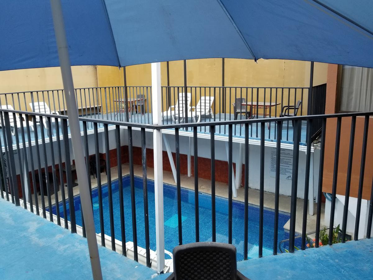 Monte Campana Jaco Hotell Exteriör bild
