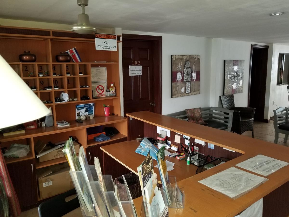 Monte Campana Jaco Hotell Exteriör bild