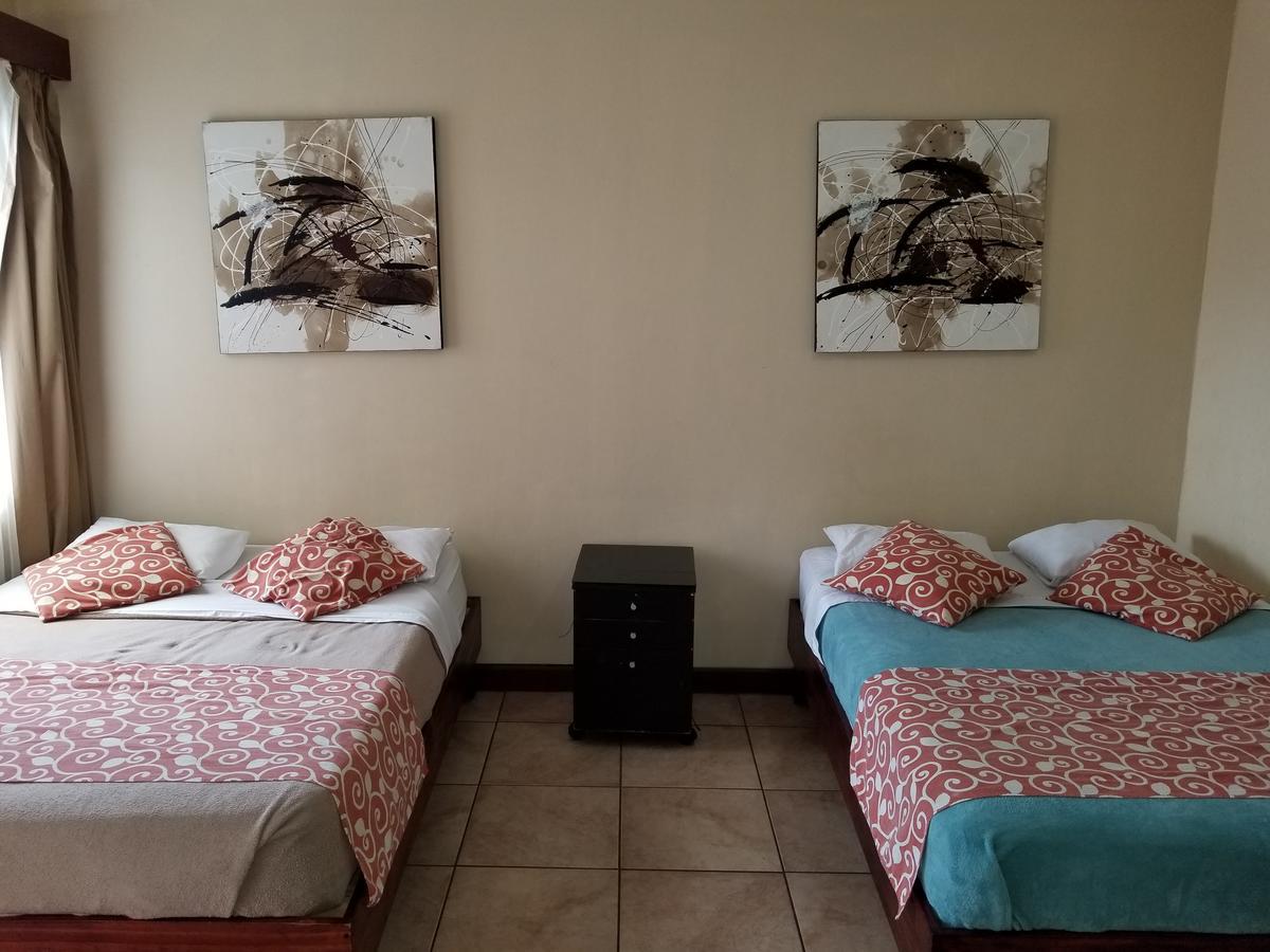 Monte Campana Jaco Hotell Exteriör bild