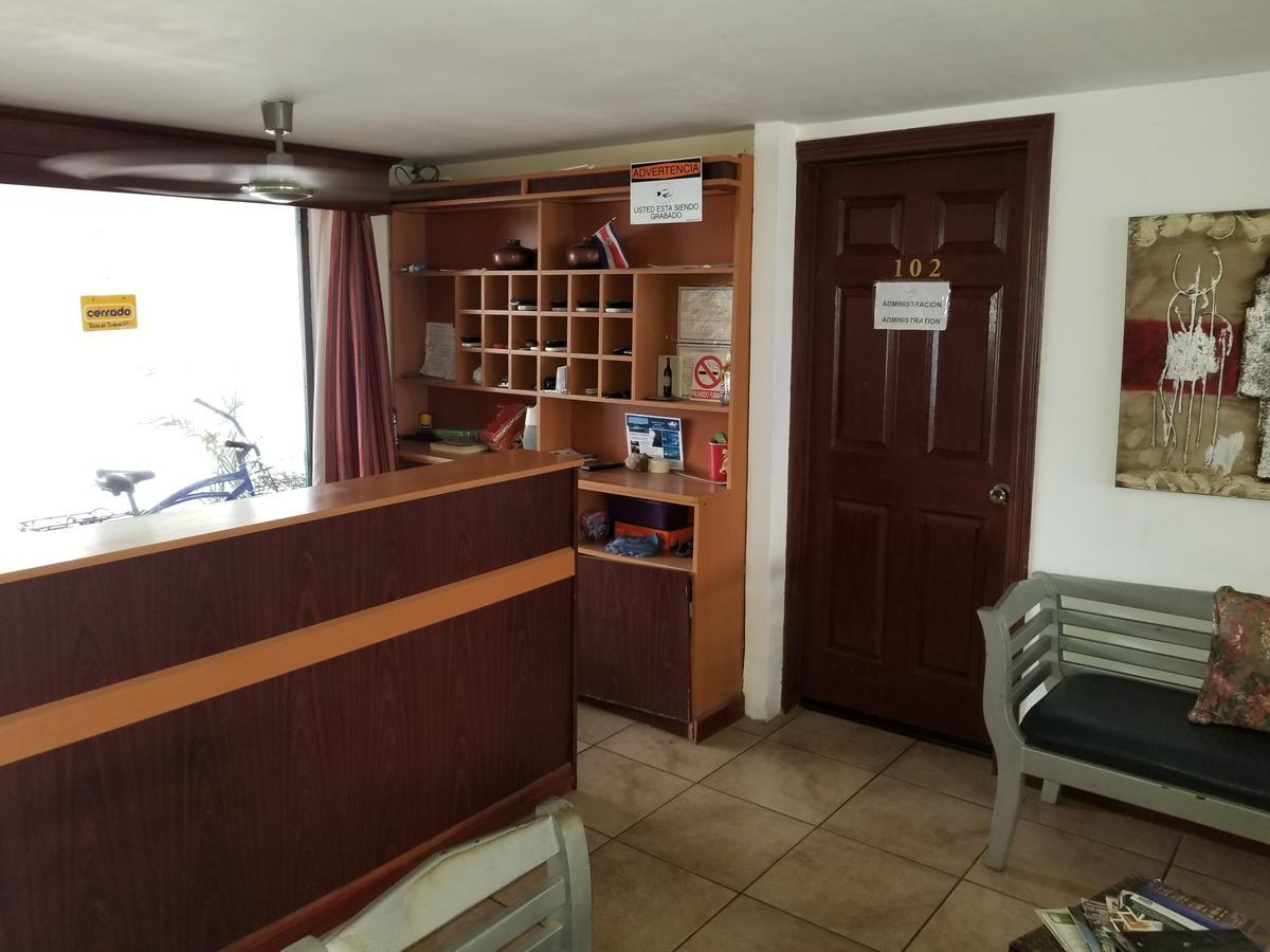 Monte Campana Jaco Hotell Exteriör bild